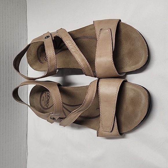 Abeo Bio System Quartz Sandals in natural color sz 9N - Picture 2 of 10